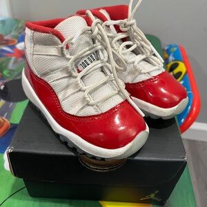 Nike Air Jordan 11 Retro Cherry Red